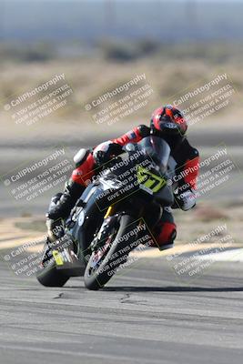 media/Nov-30-2025-TrackXperience (Sun) [[c0061d280f]]/3-Level 1/Session 4 (Turn 11)/